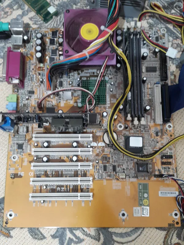 مادربرد با CPU و فن (1-059)