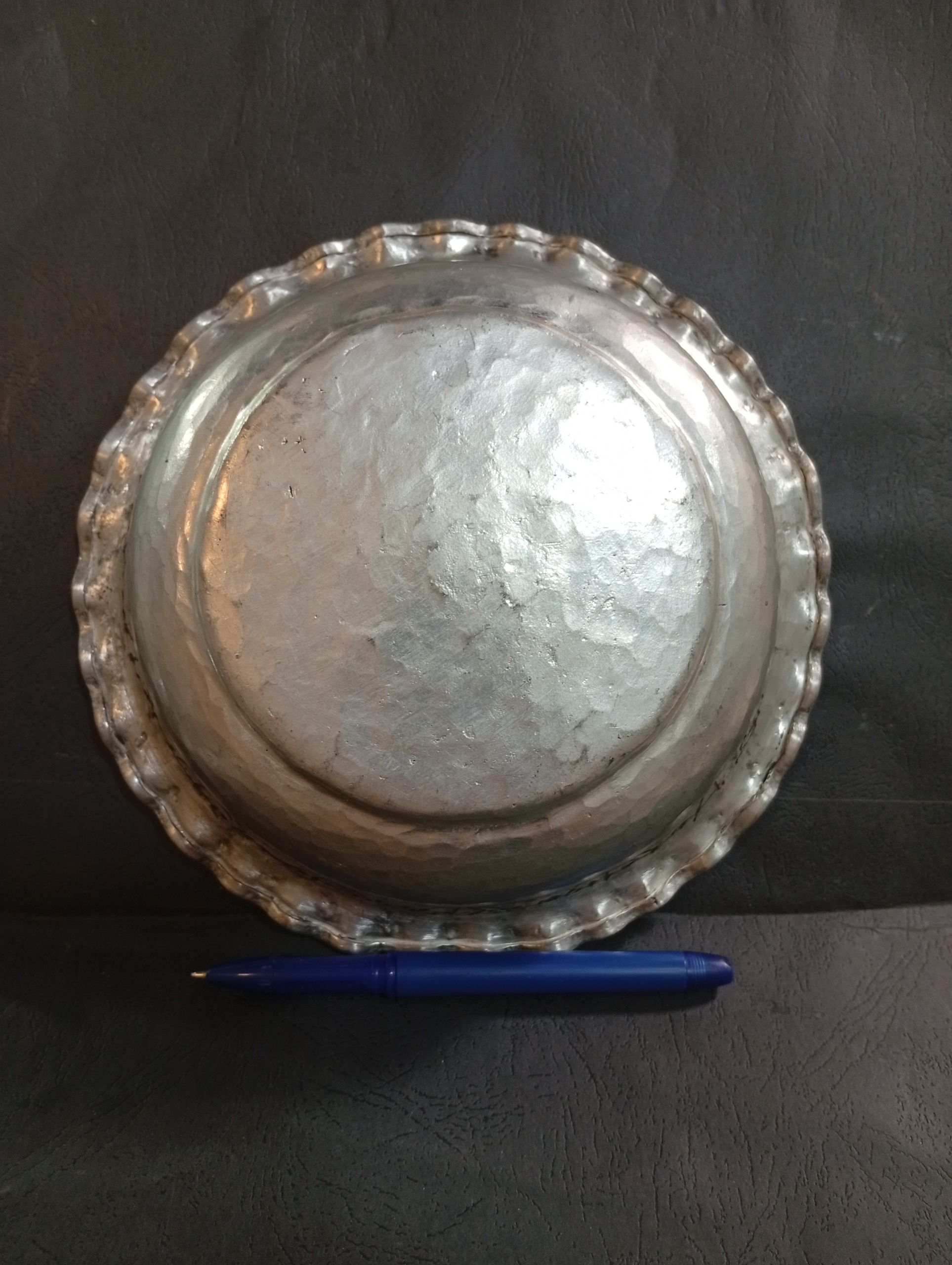 ظرف قدیمی مسی