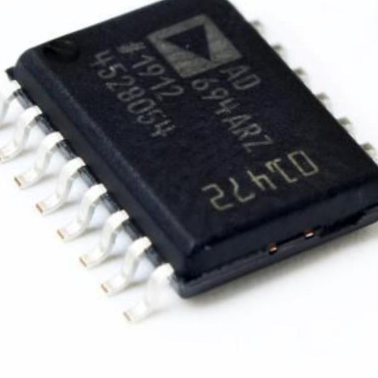 IC AD694 ARZ