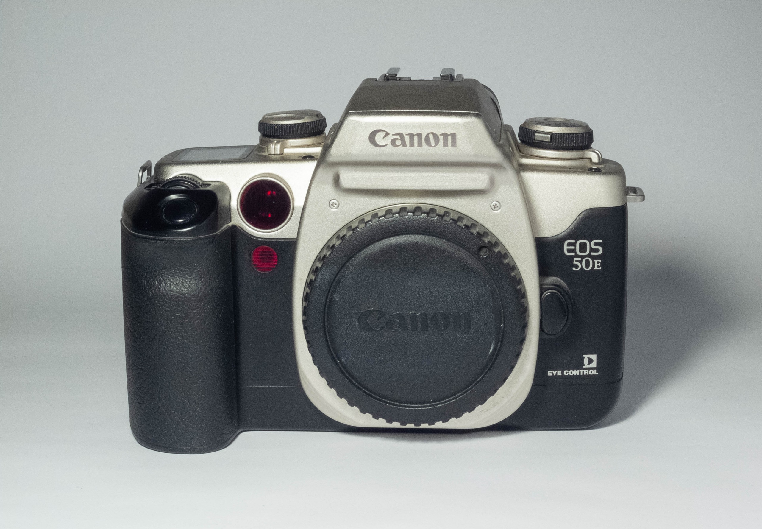 دوربین حرفه ای Canon Eos 50e