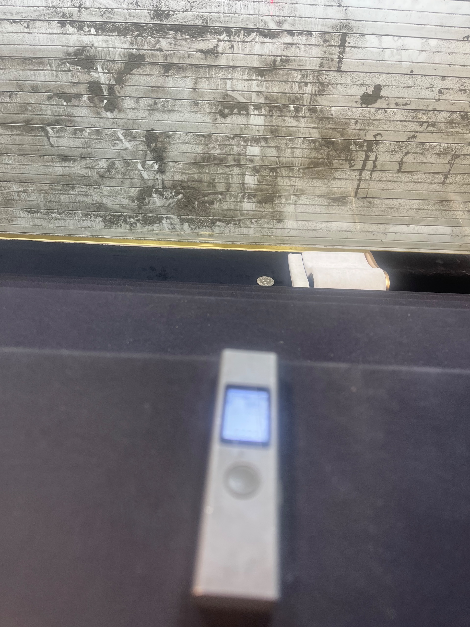 متر لیزری شیامی