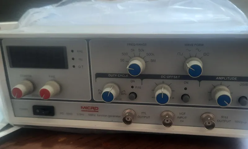 فانکشین ژنراتور میکرو Micro FG-5000