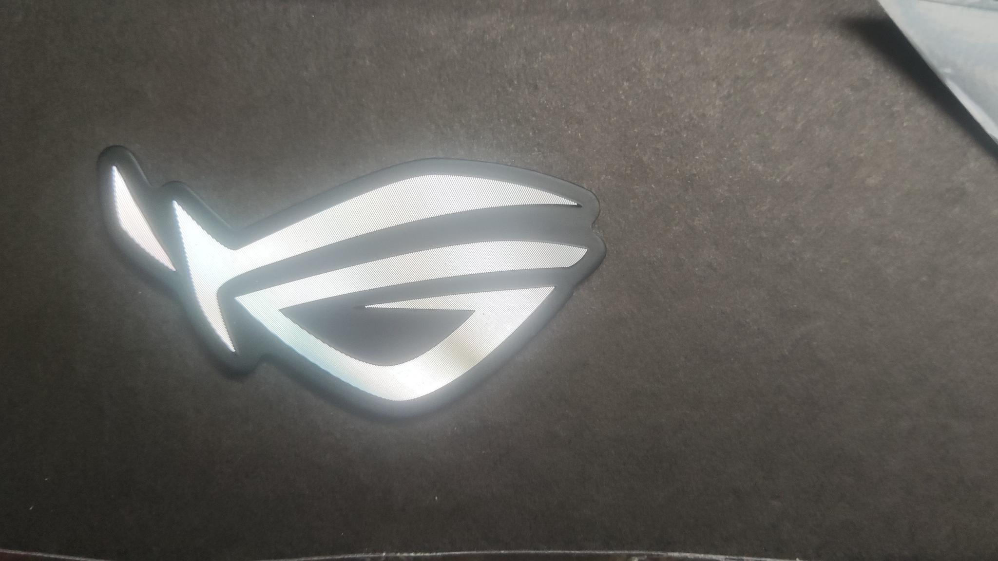 asus modding مدیننگ لپ تاپ و کیس و کارت گرافیک