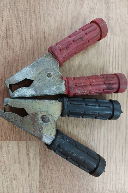 گیره سوسماری بسیار بزرگ