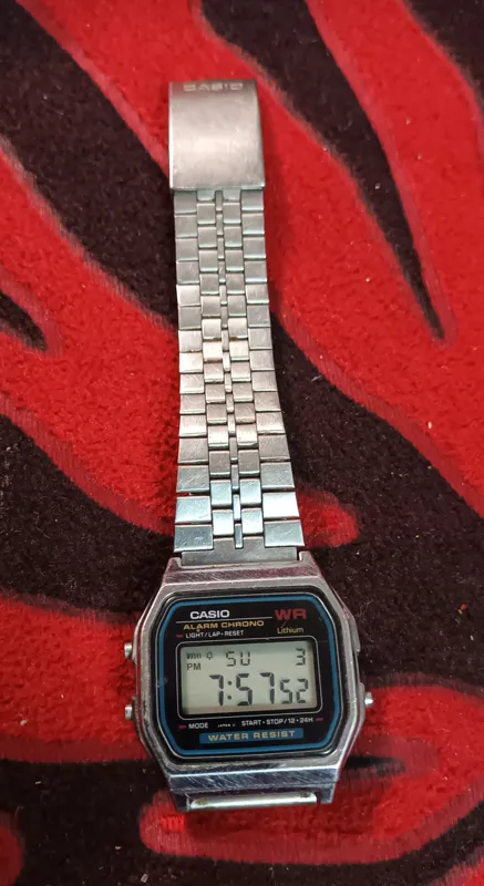 ساعت کاسیو قدیمی