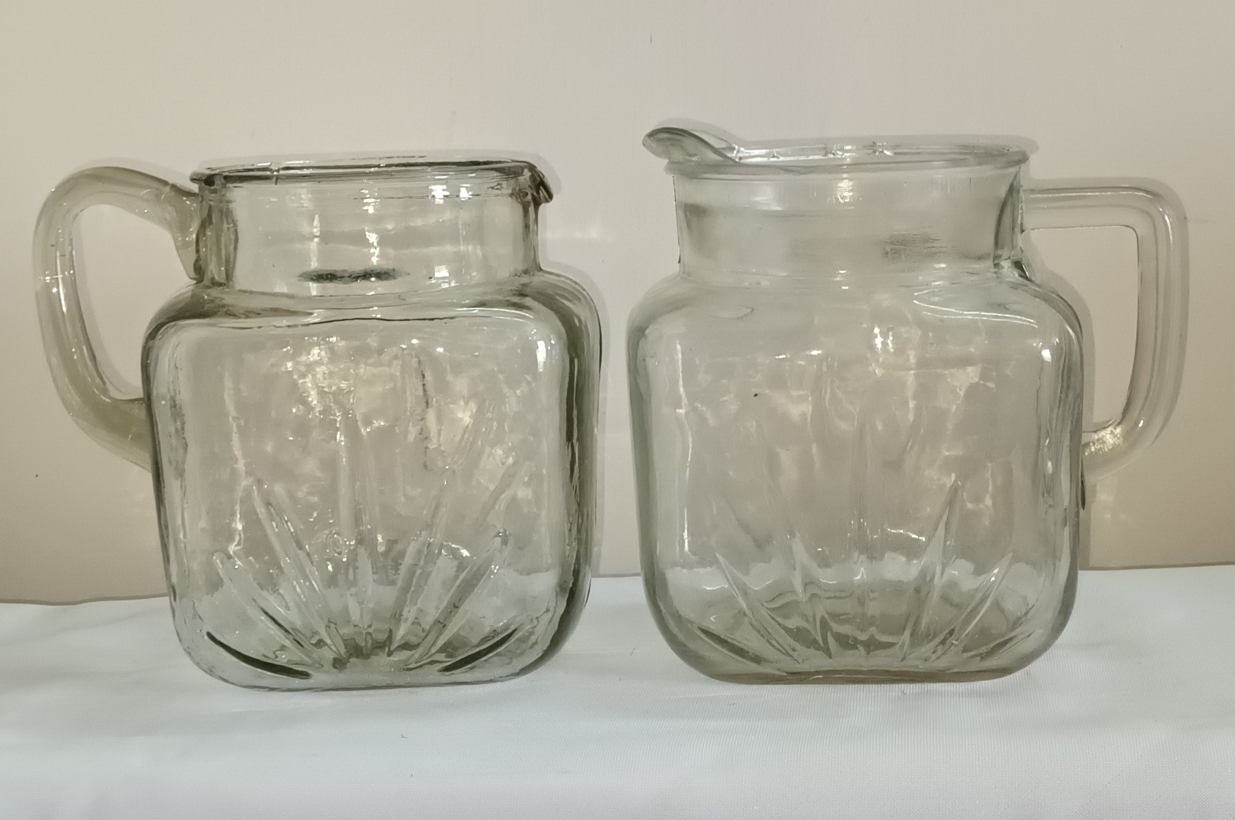 2عددپارچ شیشه ای کلکسیونی