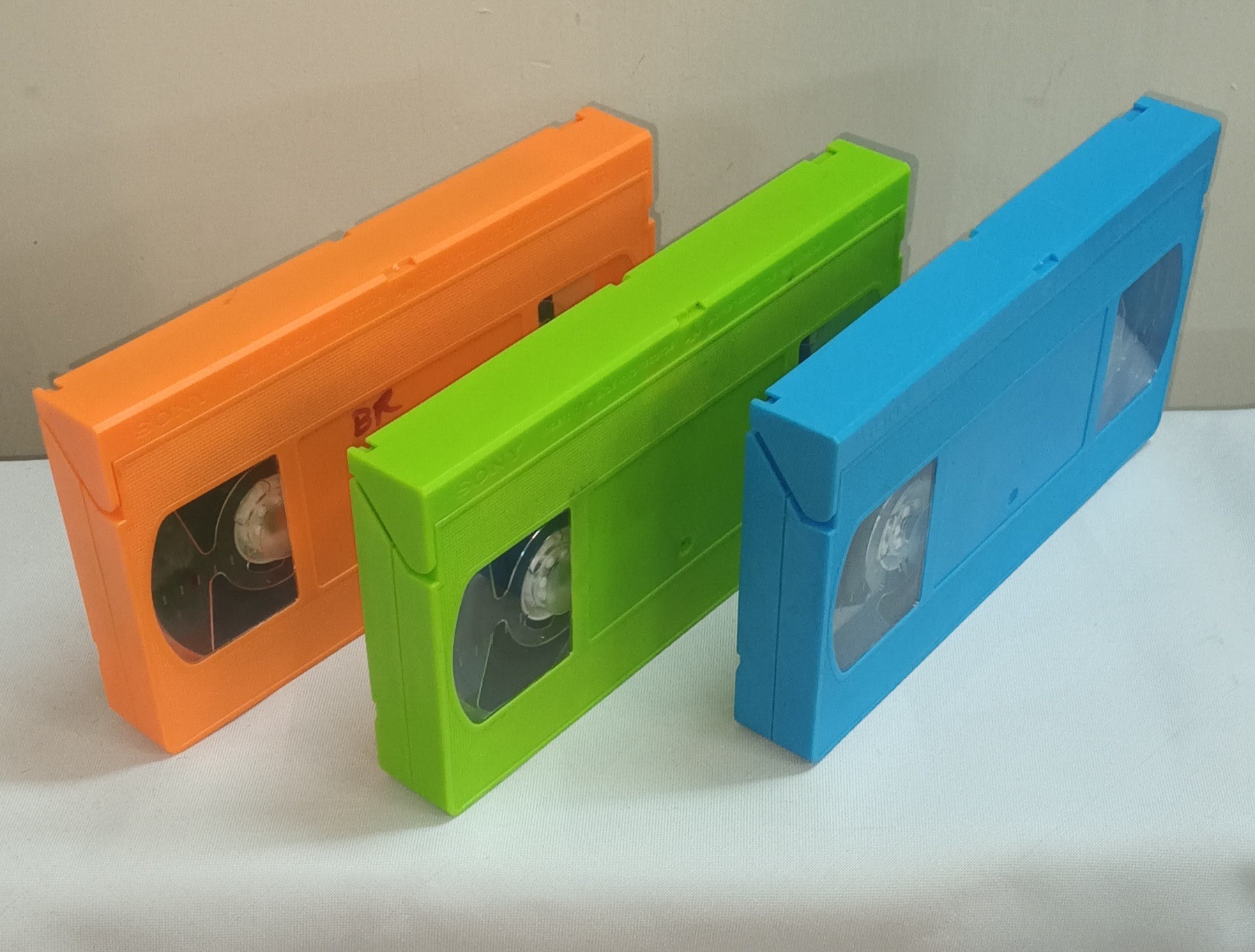 سه عدد نوار ویدیوخاص