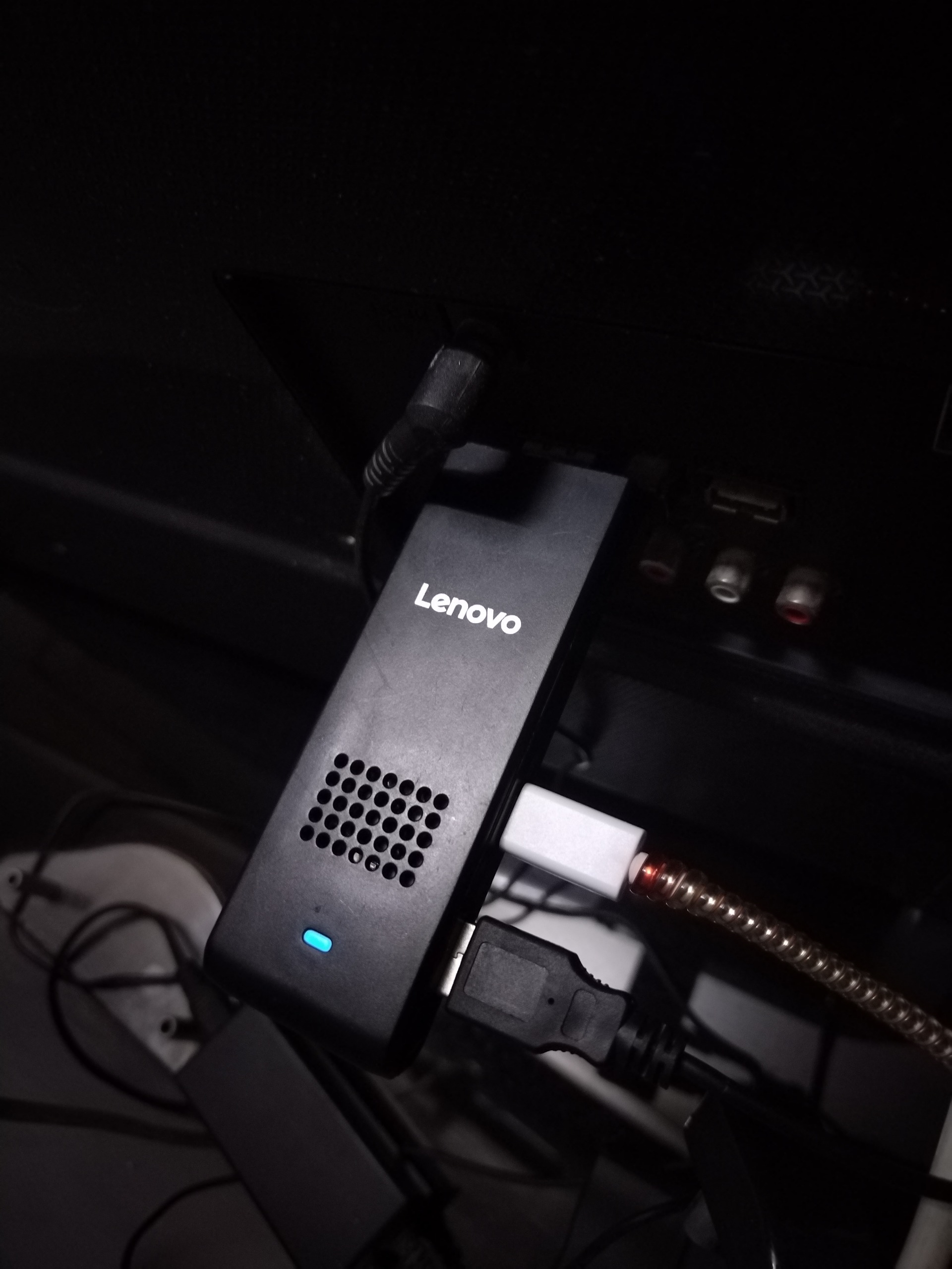 مینی کامپیوتر Lenovo stick 300