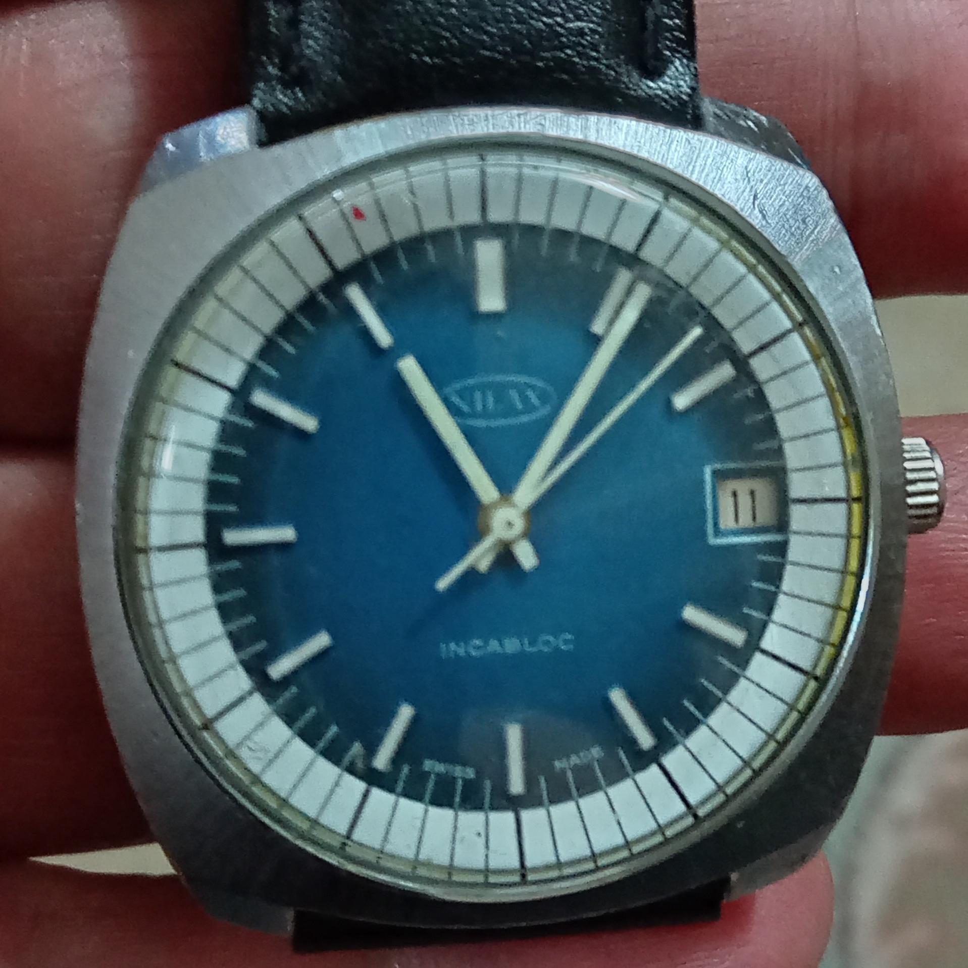 ساعت کوکی سویسی کمیاب