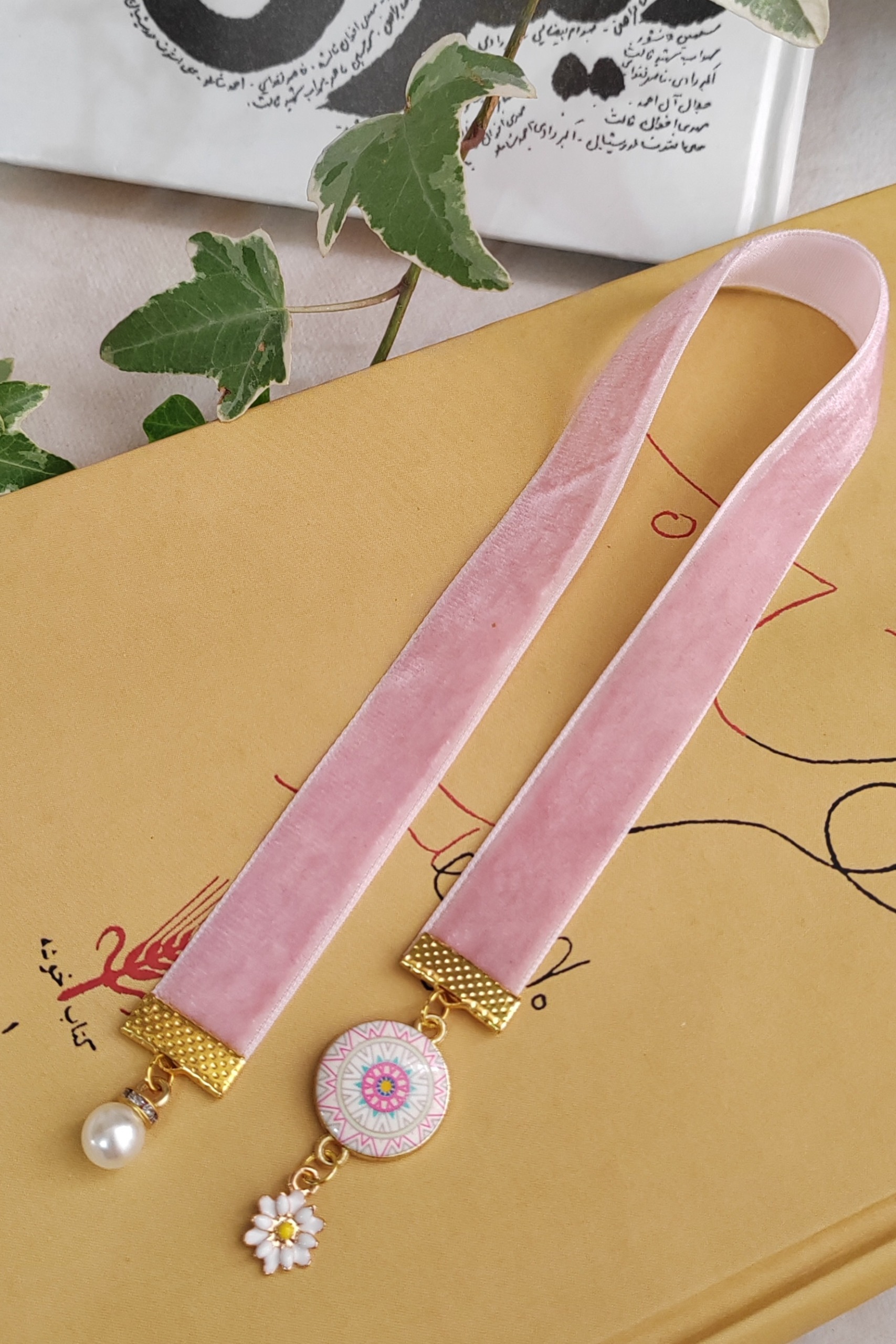 بوکمارک نواری ، نشانگر کتاب فانتزی