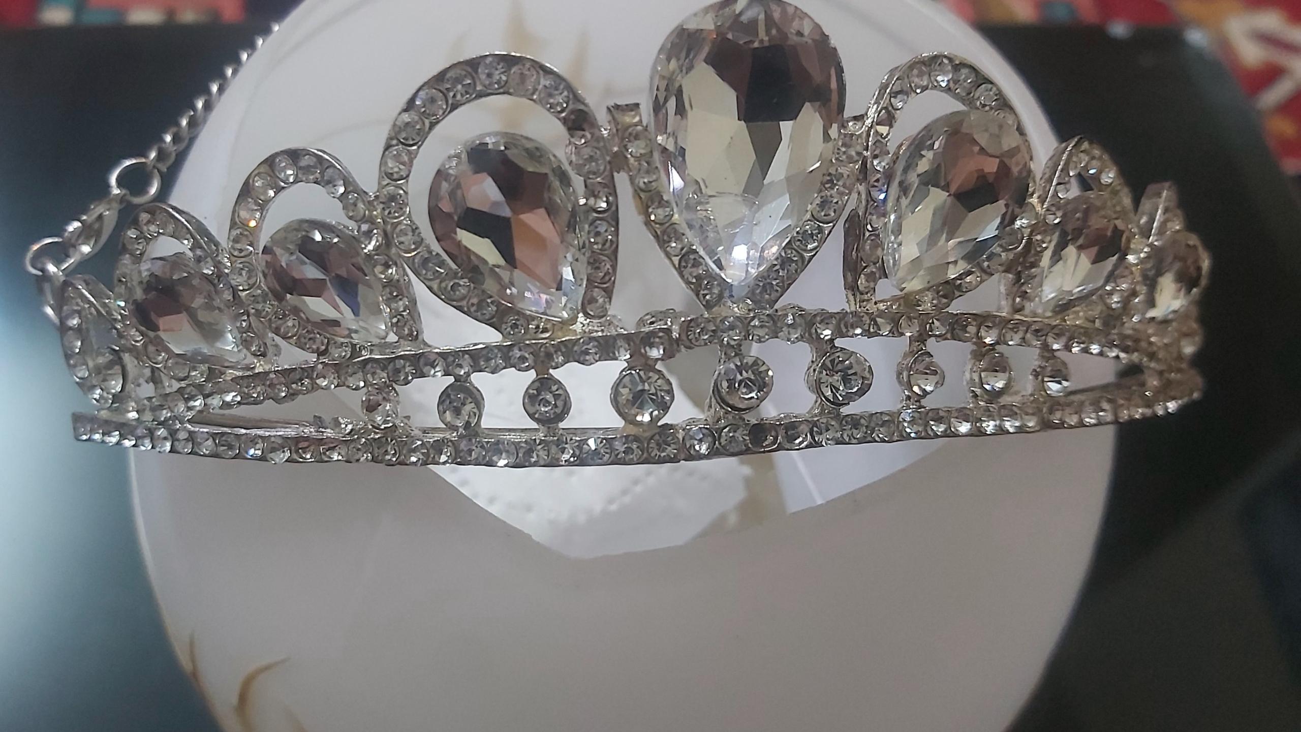 تاج عروس قدیمی پایه برنجی با نگین هاسالم کار دست