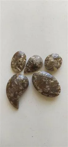 نگین