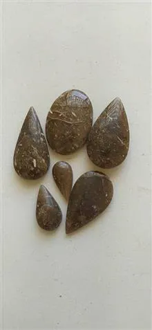 نگین