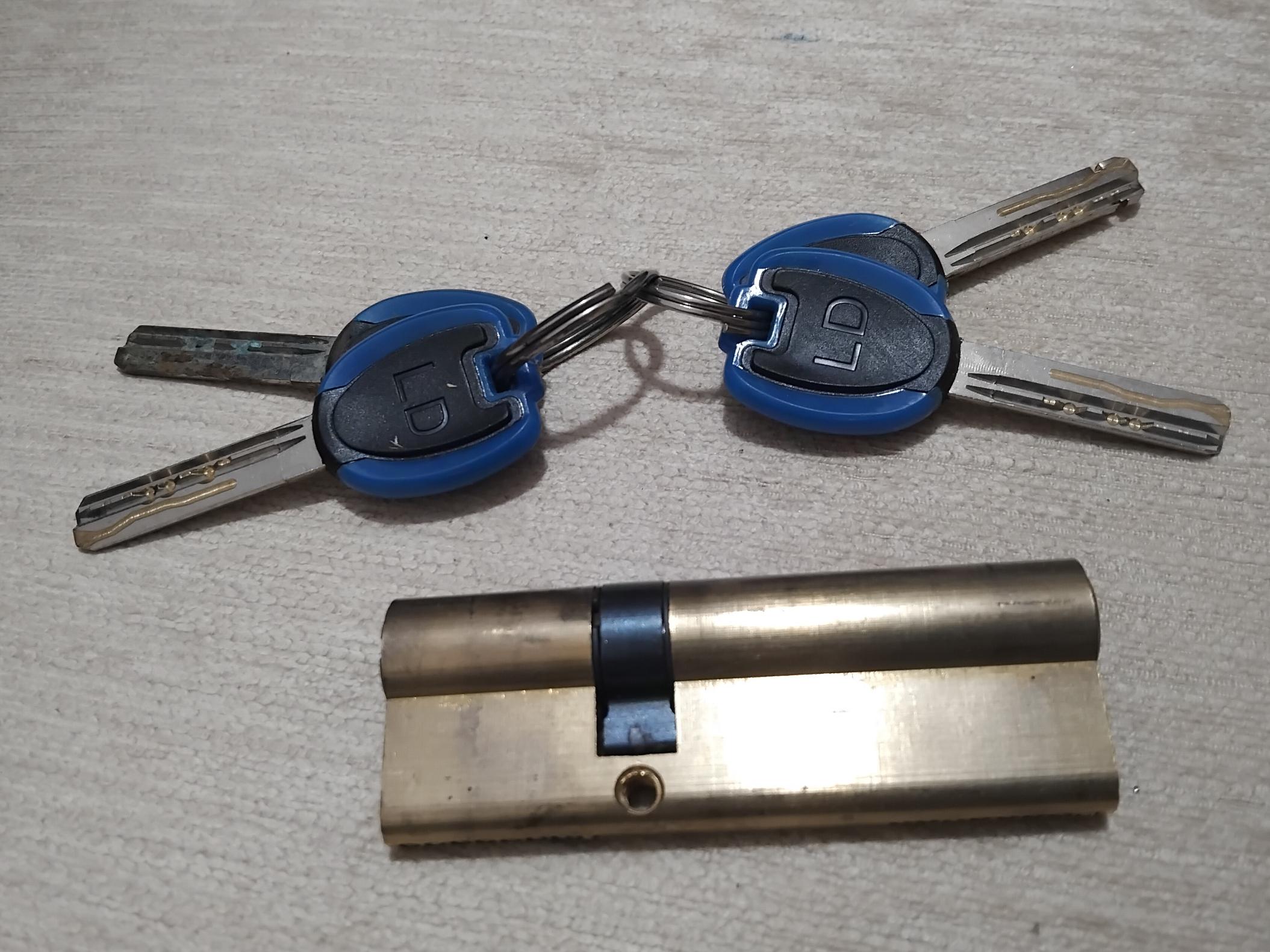 سیلندر قفل 9 سانتیمتر، چهار کلید