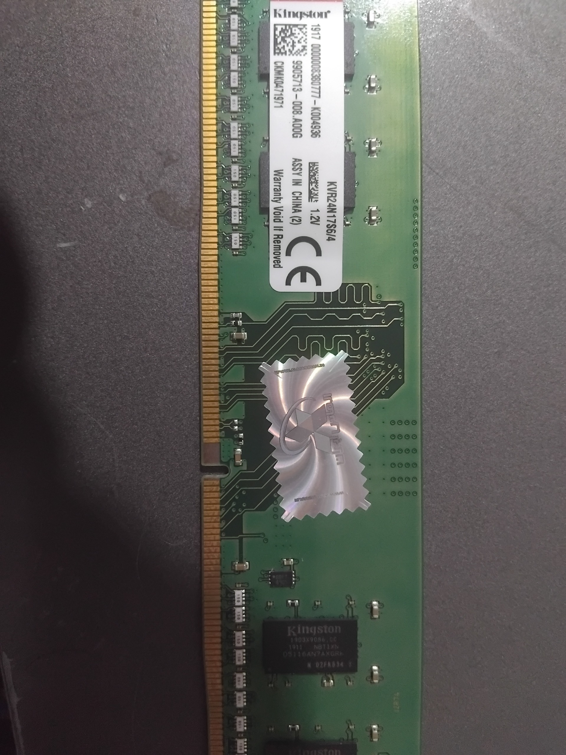 رم ddr4 چهار گیگ