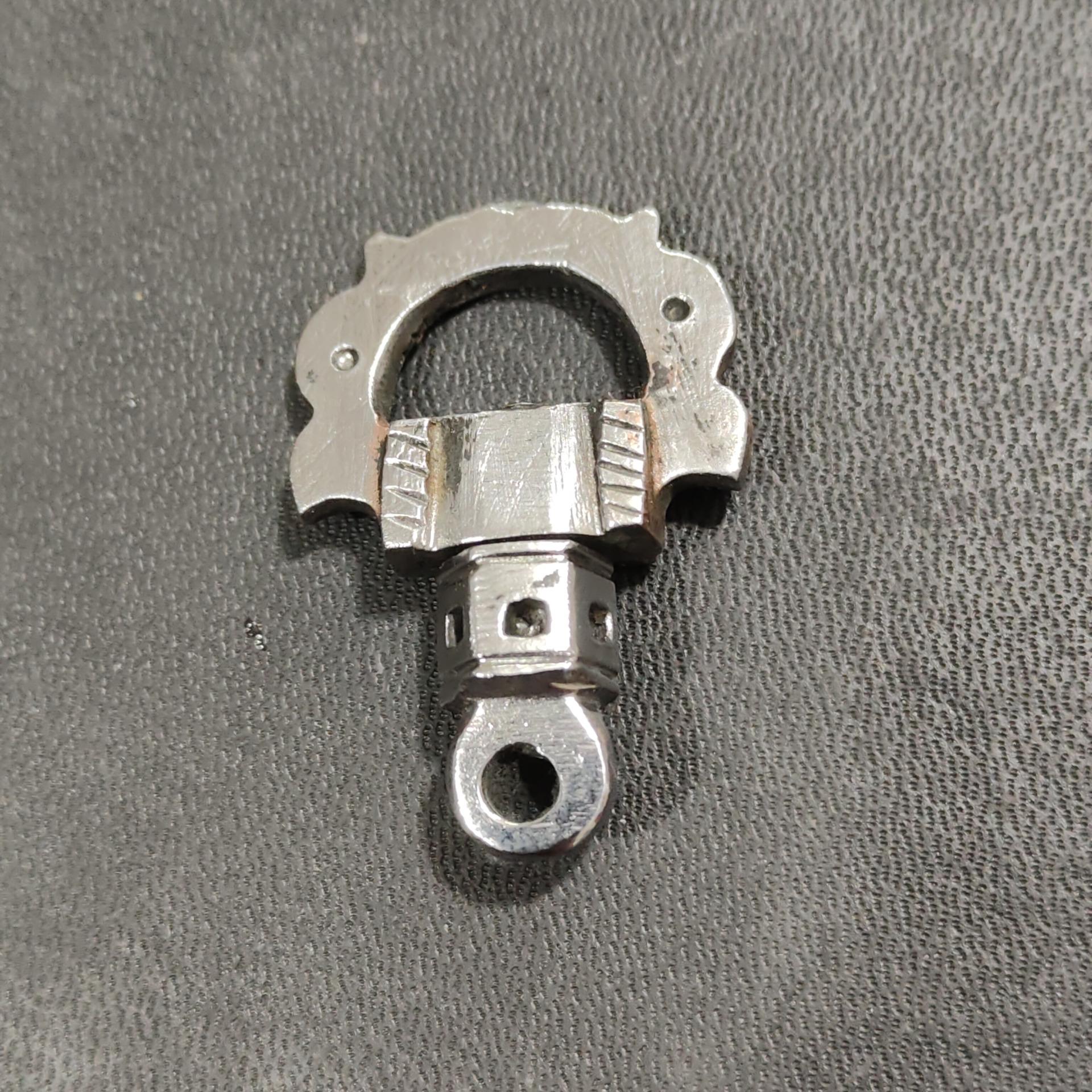 مدبر فولادی دست ساز