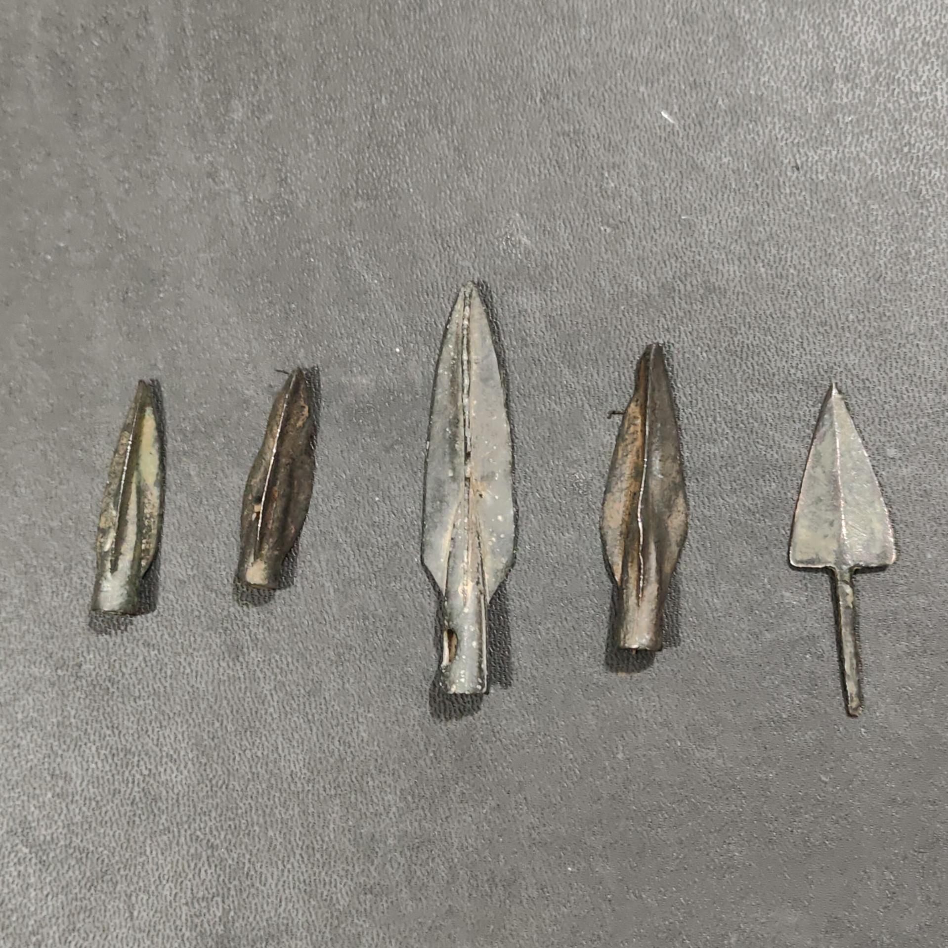 5 قطعه تیر پیکان قدیمی