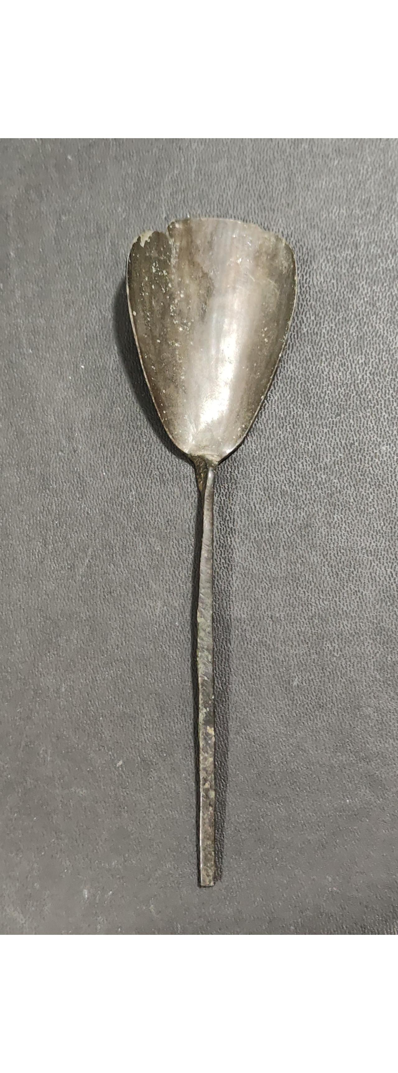 قاشق کوچک قدیمی