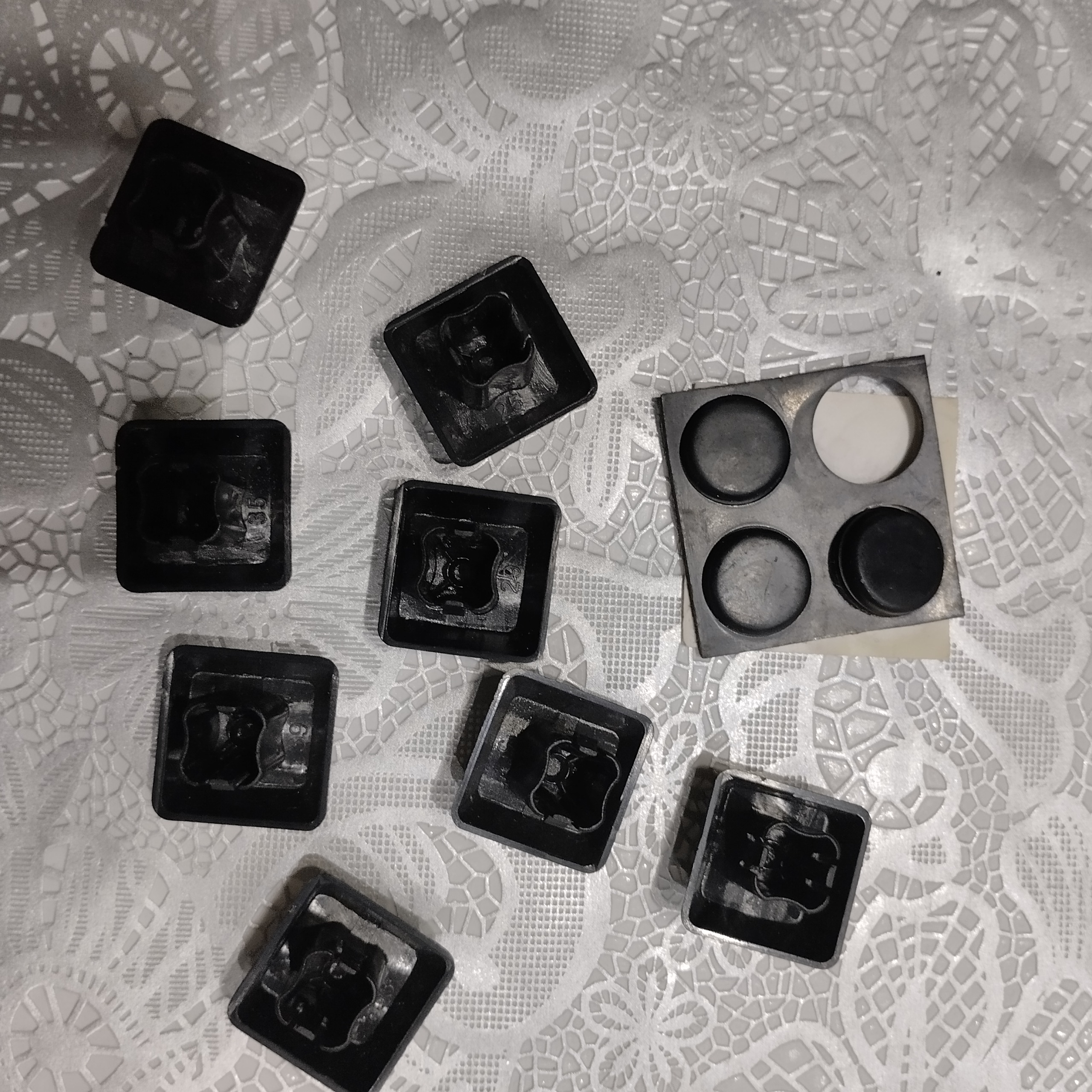 دکمه صفحه کیبورد لپ تاپ لاکی طبق عکس