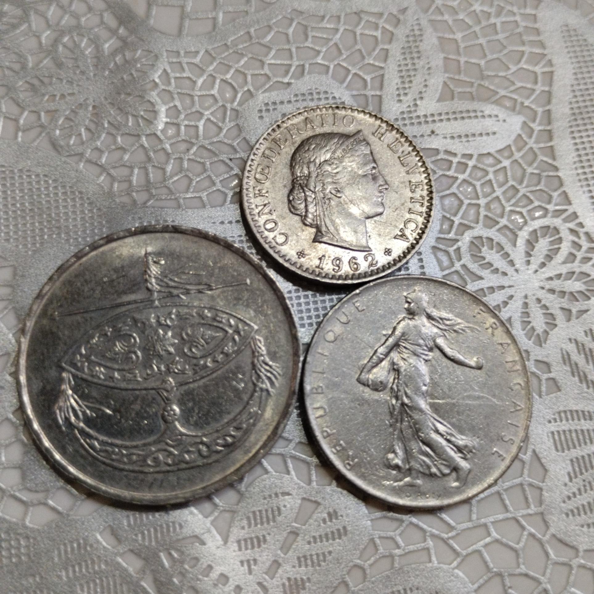 سه عدد سکه کلکسیونی کمیاب زیبا خاص