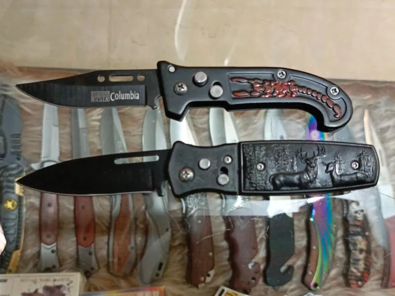 چاقوی ضامن دار کلمبیا