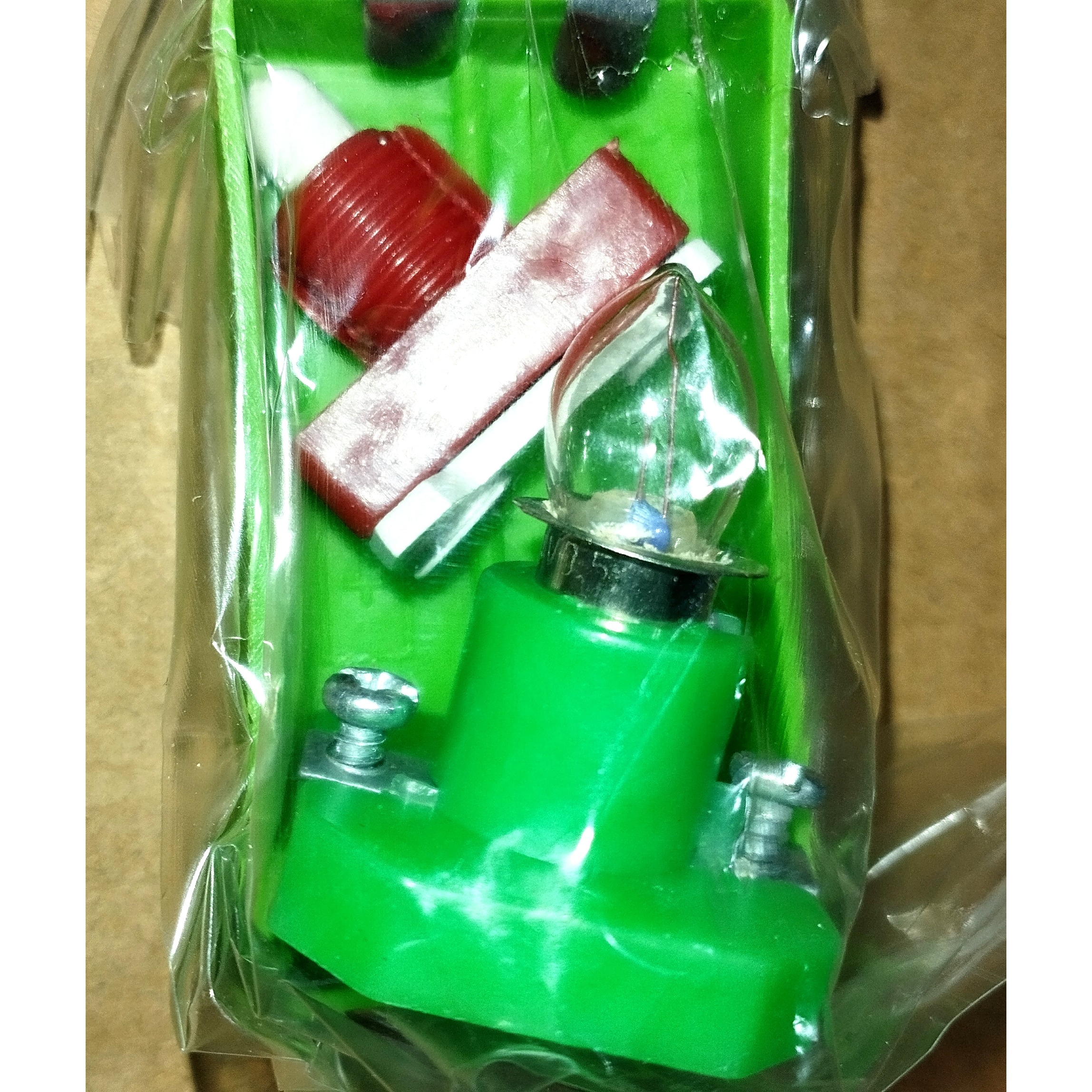 پک آموزشی لامپ/کلید