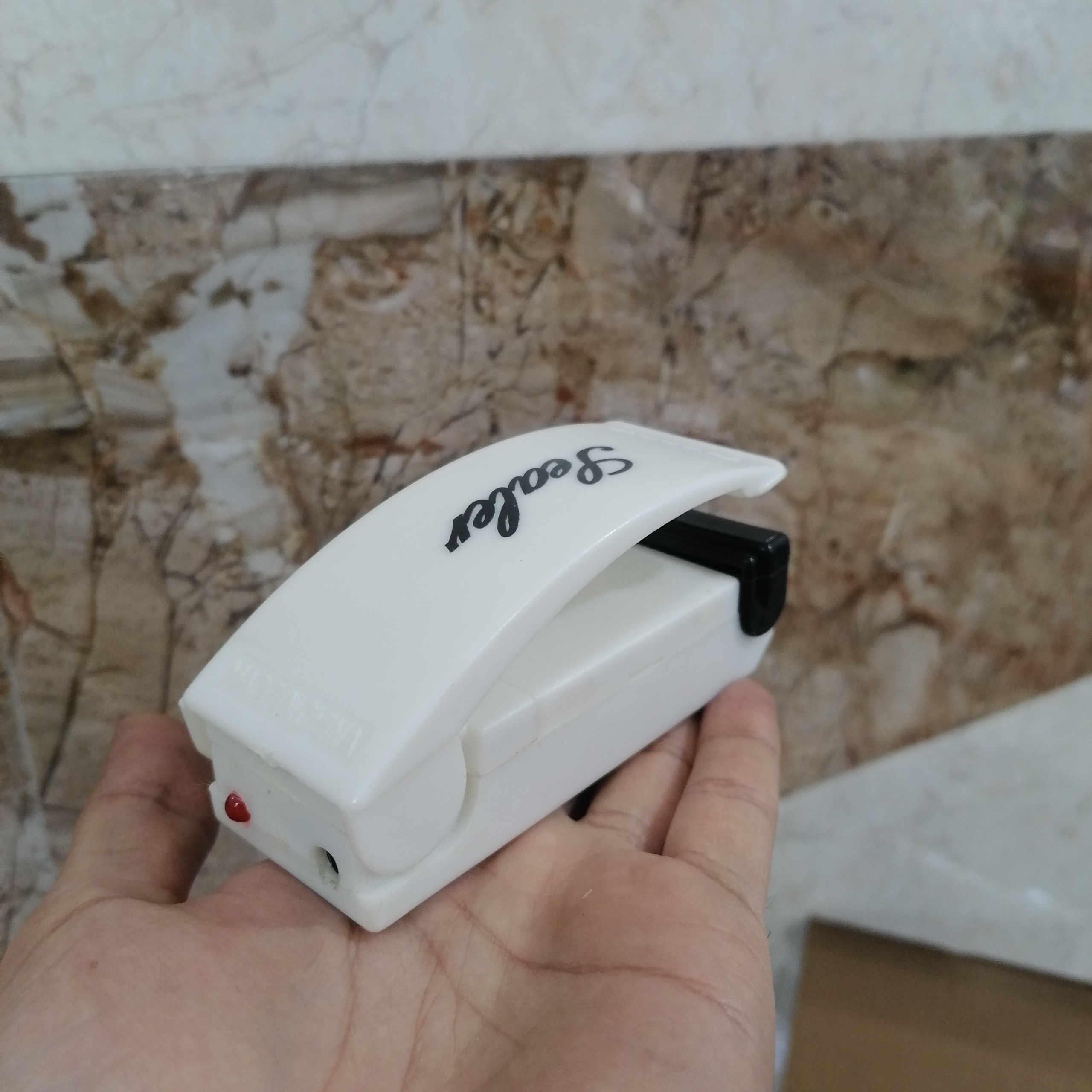 دستگاه دوخت پلاستیک مزایده بلک فرایدی