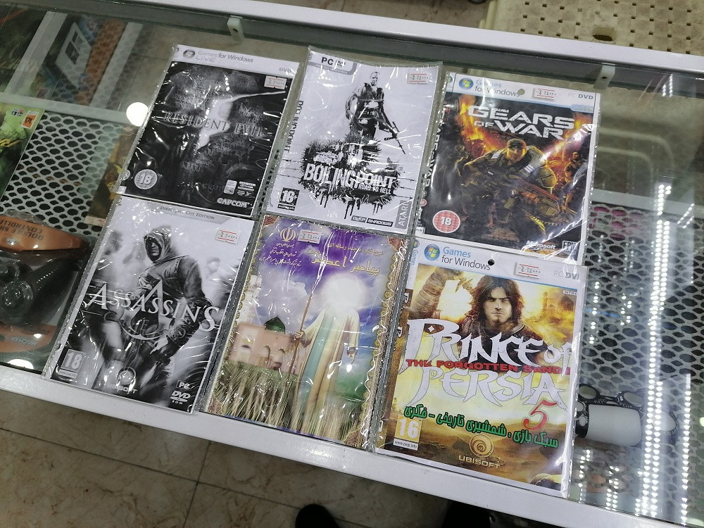 تعدادی بازی کامپیوتر مطابق تصویر مزایده بلک فرایدی