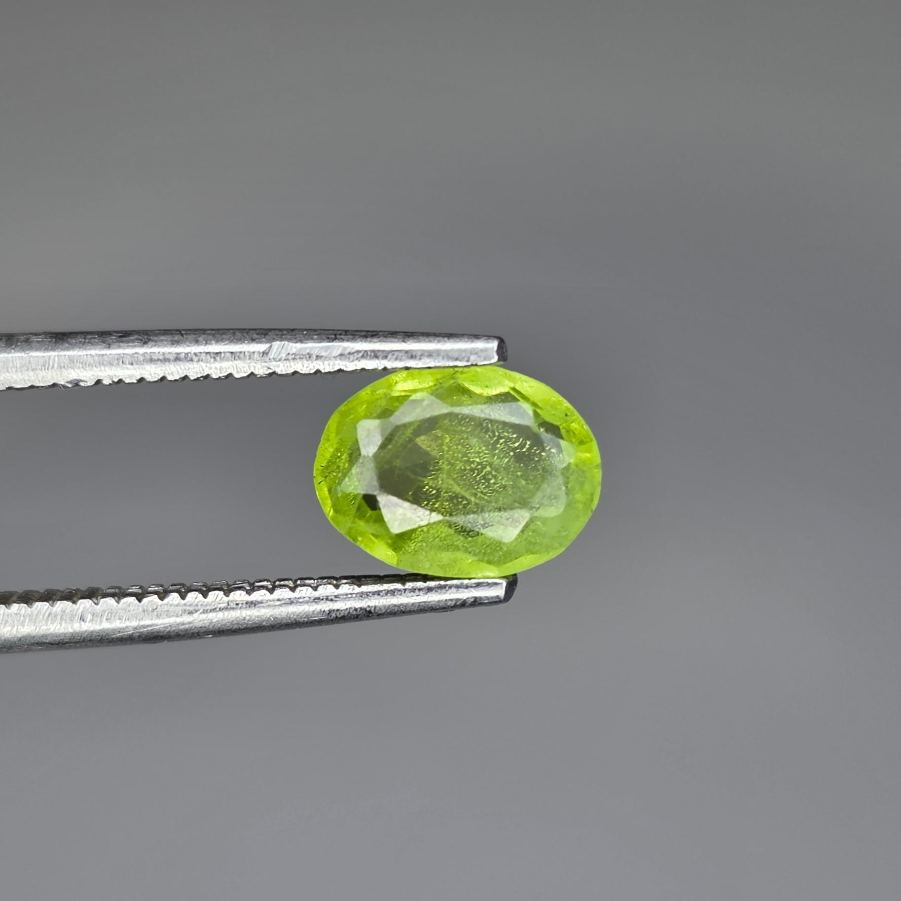 زبرجد پاک و شفاف پاکستان 100% معدنی بدون بهسازی