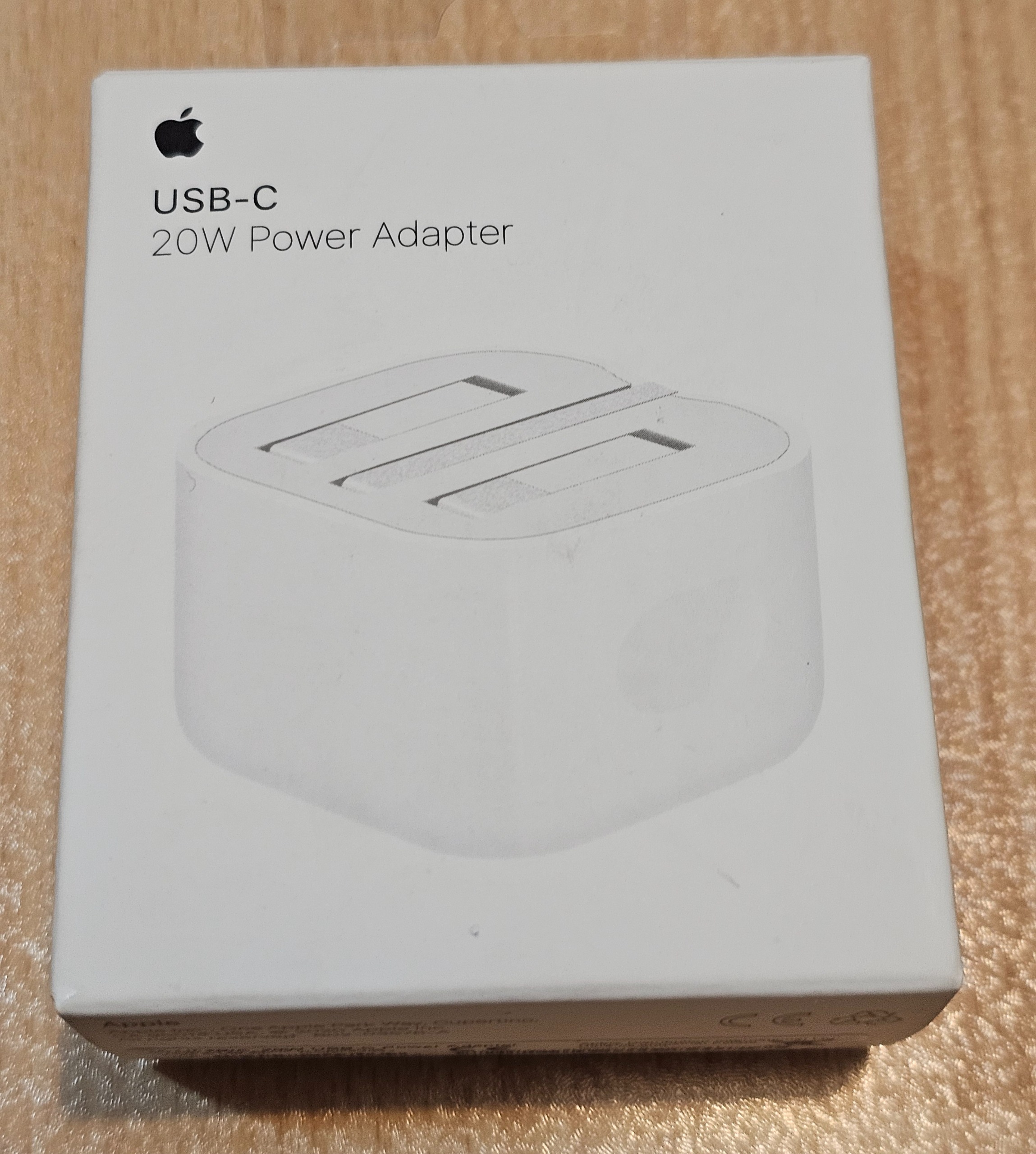 شارژر آیفون اورجینال-20 وات)بسته ده تایی(