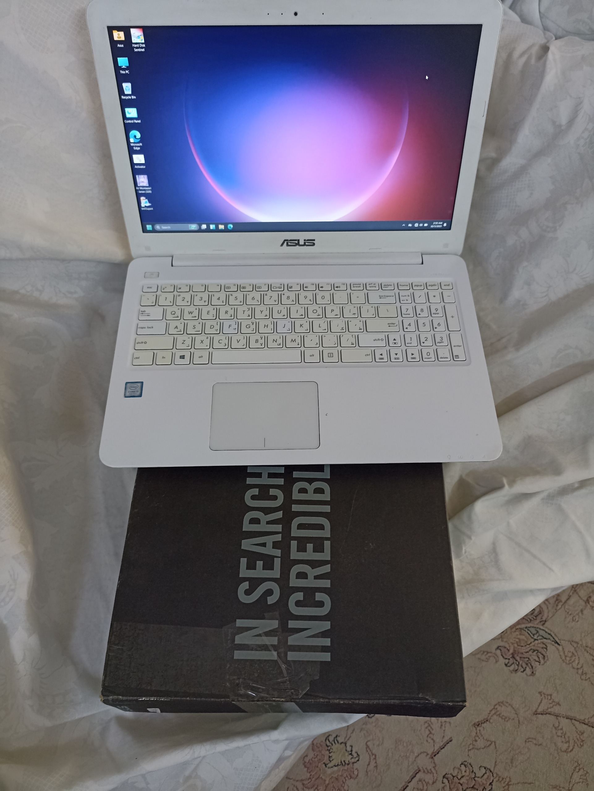 ایسوس K556U کارتن و شا ژر