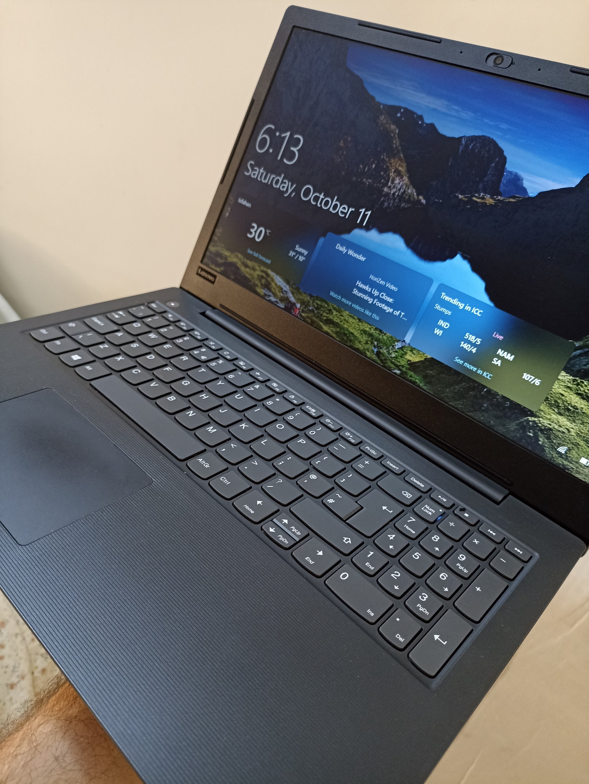 Lenovo V130   در حد آکبند نو