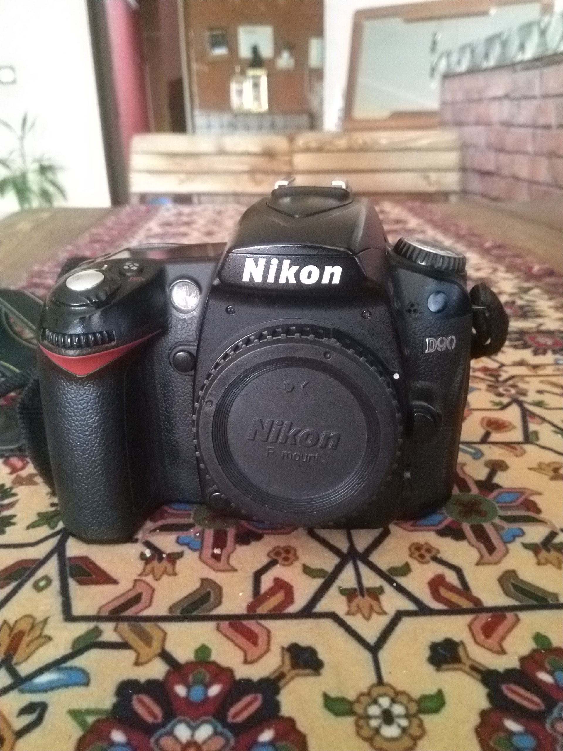 بدنه نیکون d90