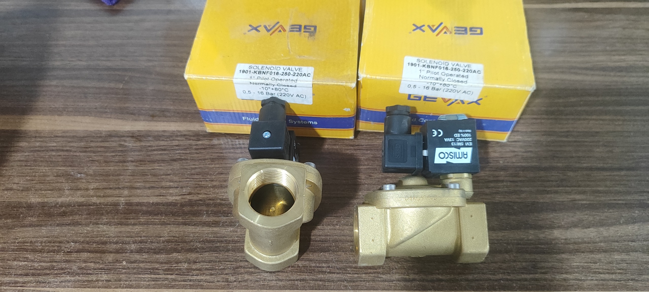 شیر برقی 220V یک اینچ