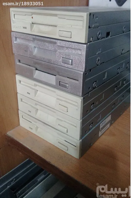 فلاپی درایو