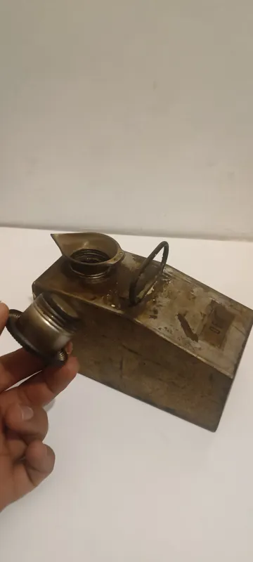 روغندان قدیمی کمیاب