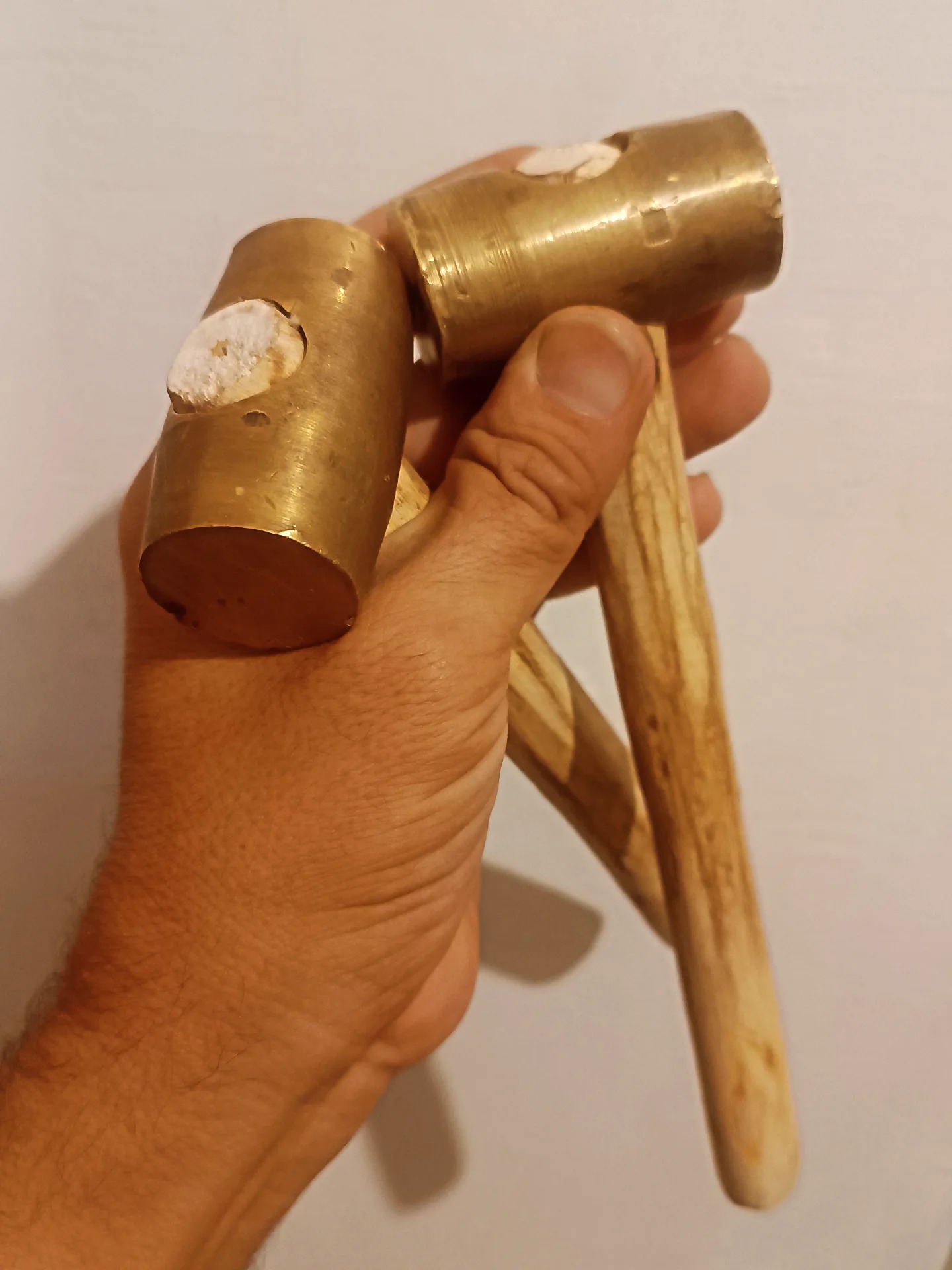 چکش برنجی قدیمی