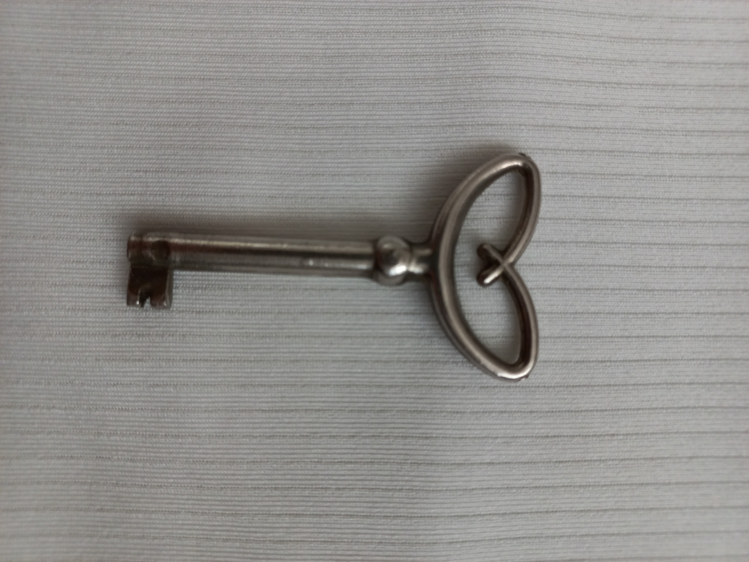 کلید کمد قدیمی