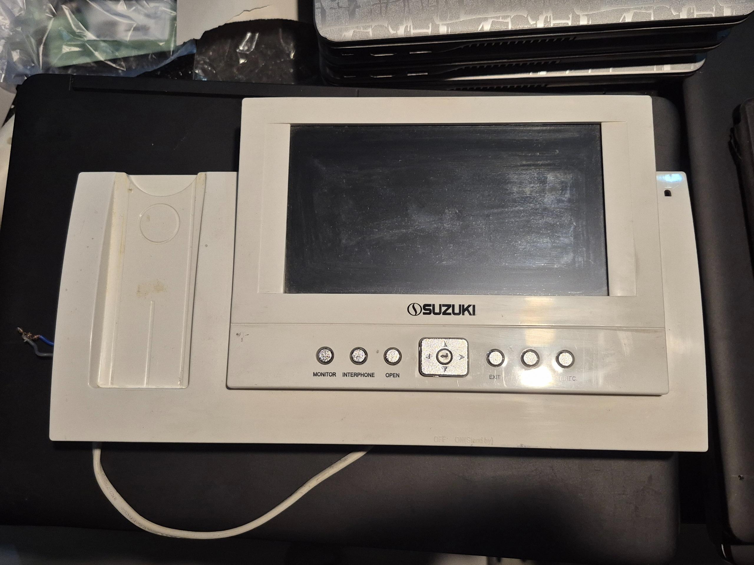 آیفون تصویری حافظه دار سوزوکی