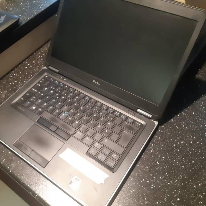 لپ تاپ دل dell latitude e7440 سیمکارتی