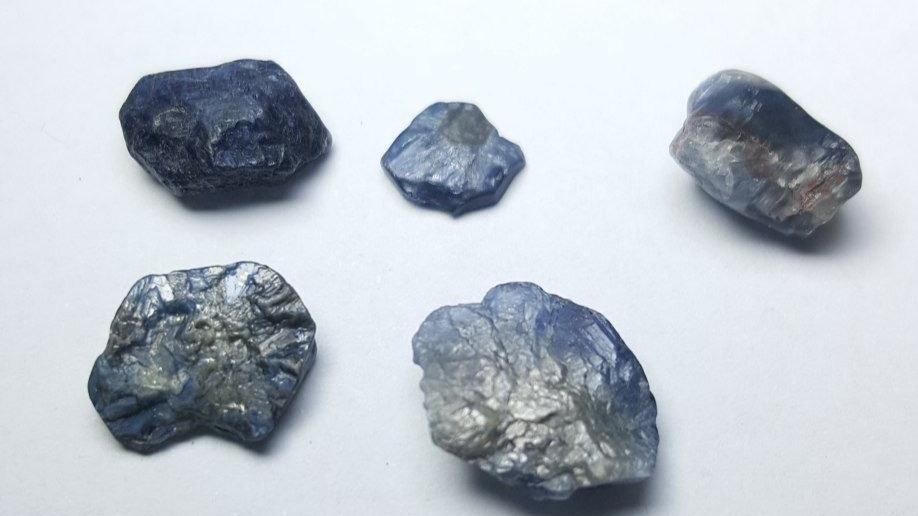 مجموعه یاقوت کبود (Sapphire crystals pack)