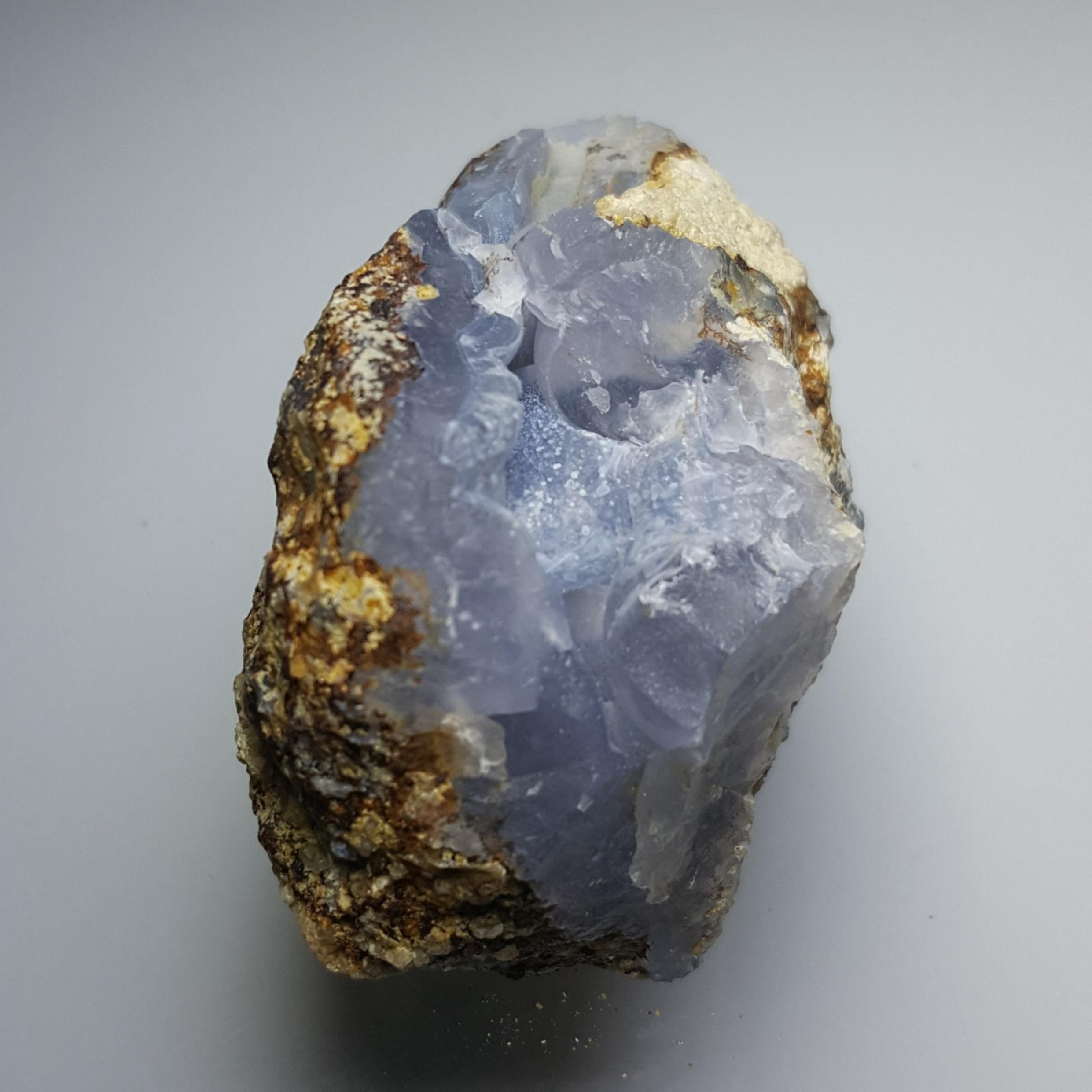 عقیق آبی (Blue agate1)