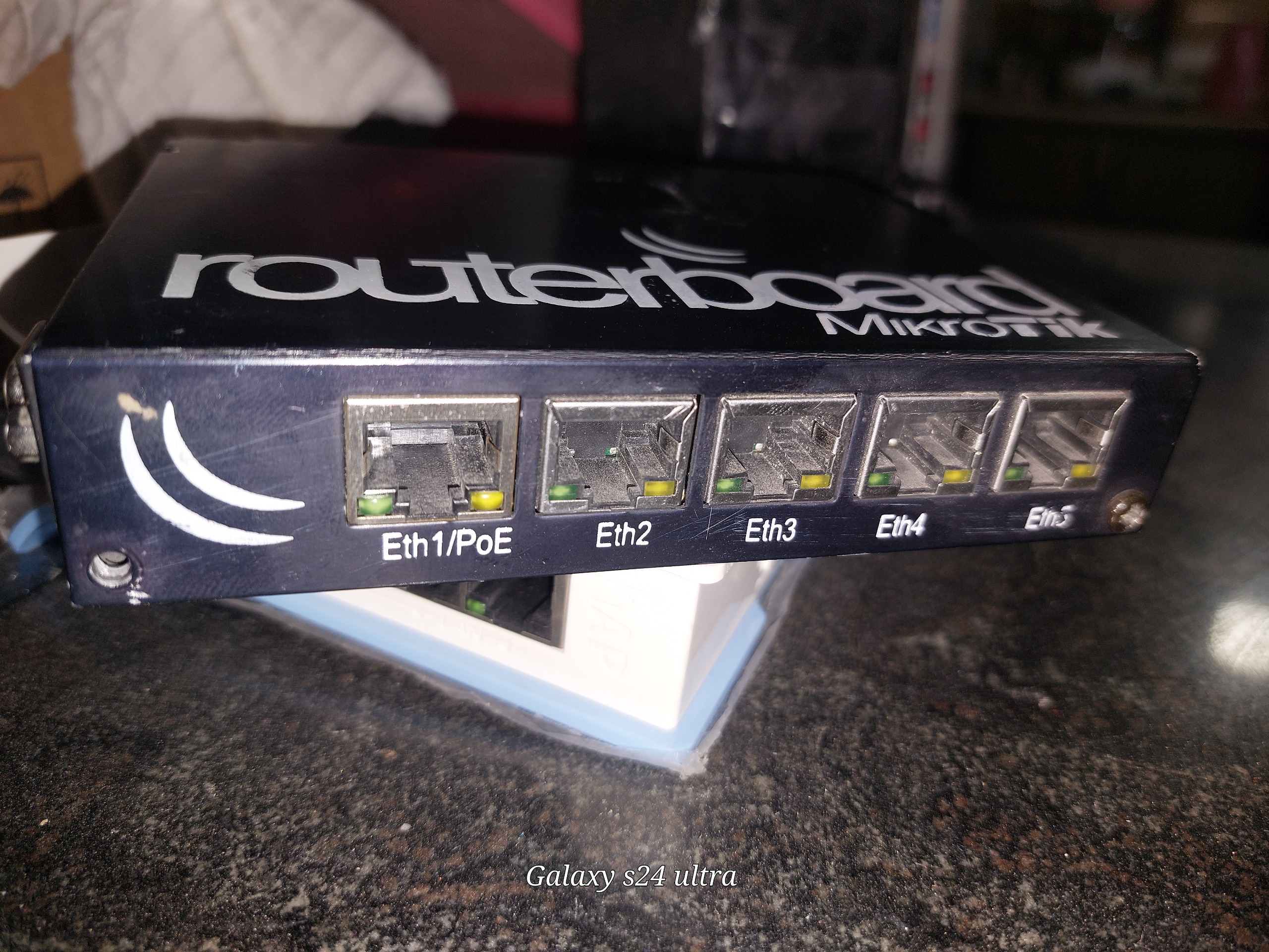 روتر میکروتیک RB450G