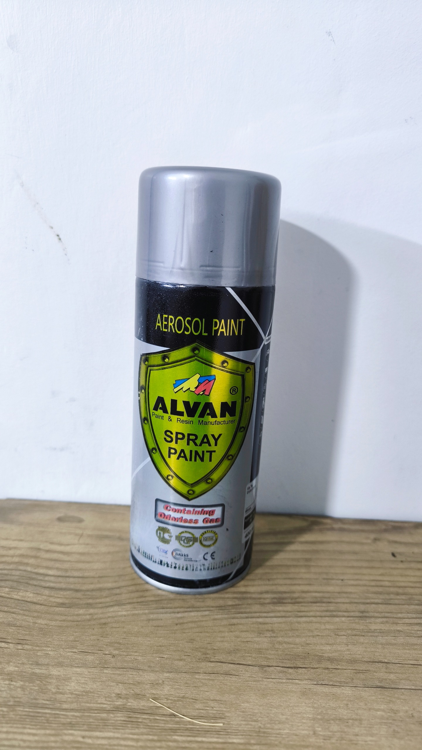 اسپری رنگ نقرهای الوان