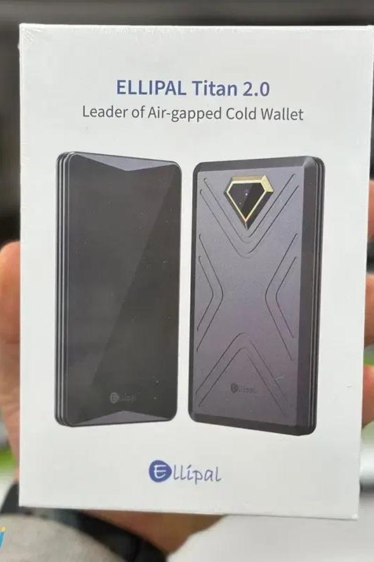 کیف پول Ellipal Titan-2 pack2025