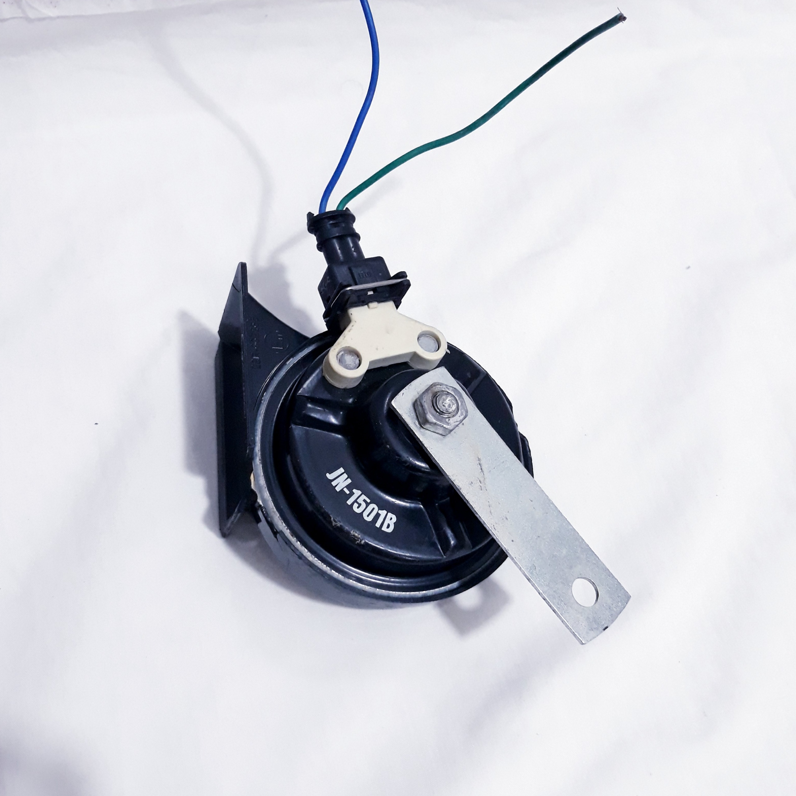 بوق حلزونی b.s.co سالم طبق توضیحات