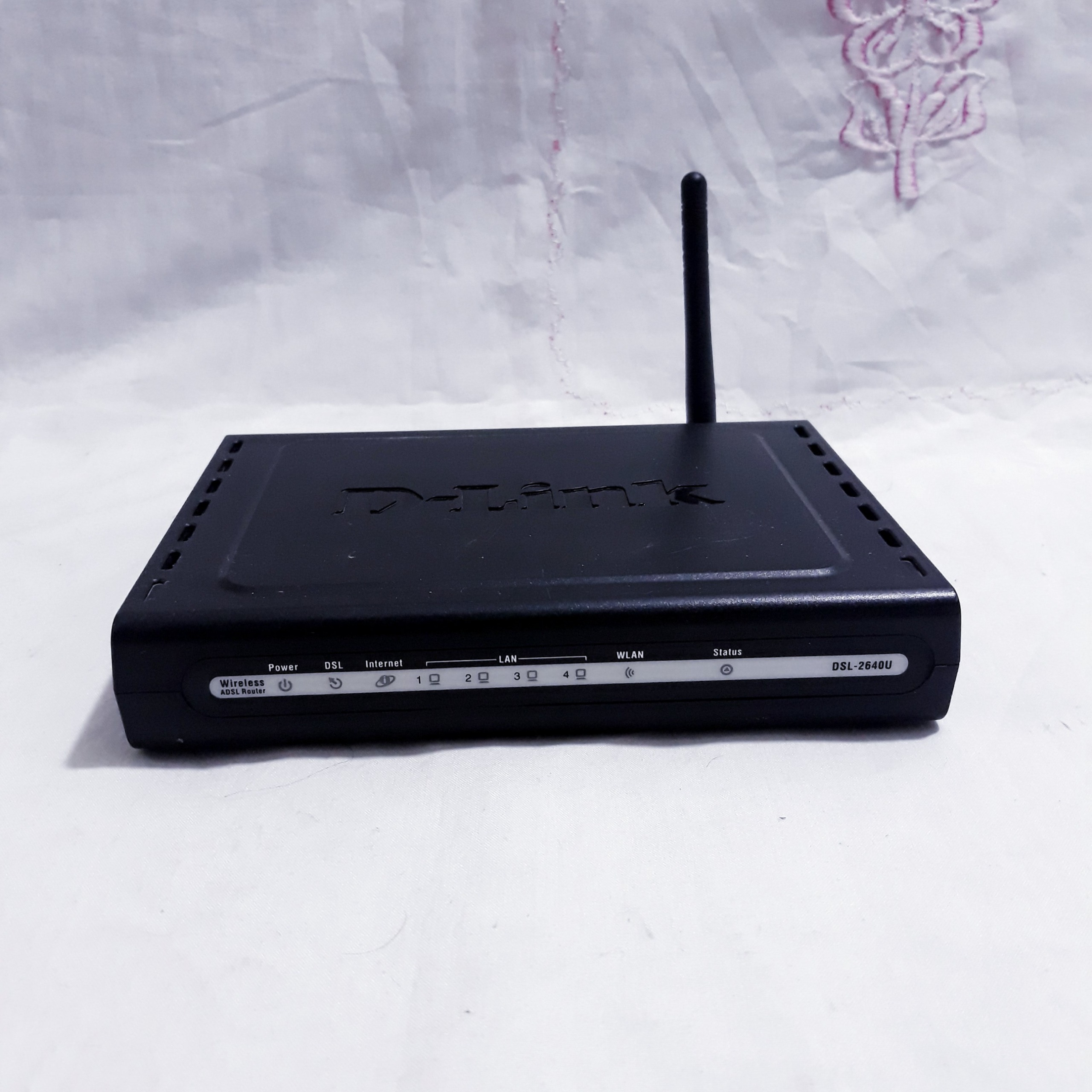مودم adsl روتر وایرلس دی لینک طبق توضیحات
