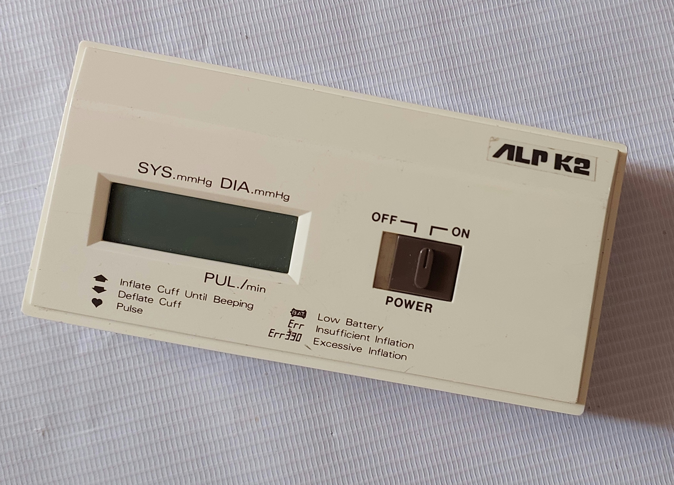 فشارسنج بازویی ساخت ژاپن مدل ALPK2 DS-115