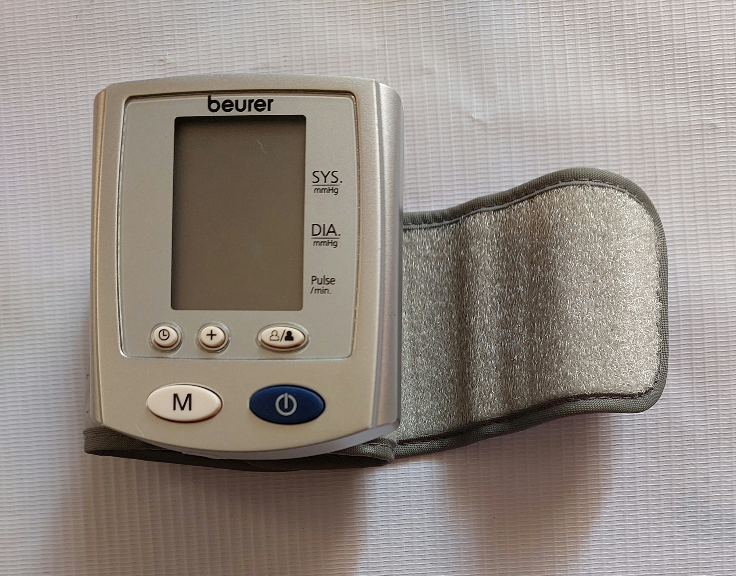 فشارسنج مچی بیورر ساخت آلمان مدل Beurer BC08