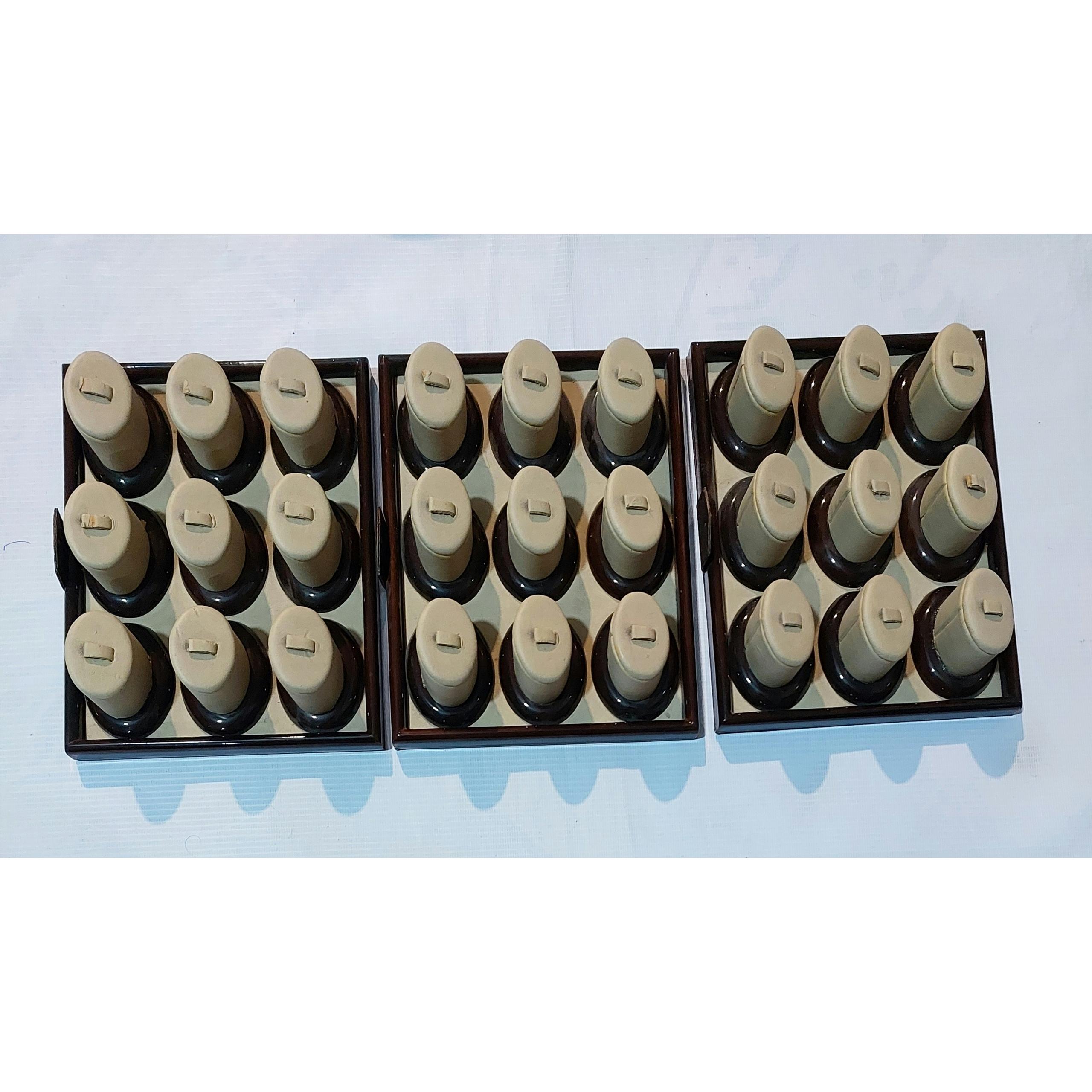 3 عدد استند زیورآلات